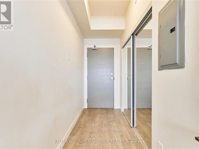 Carmelina Condos - 813 2055 Danforth Avenue - photo 3