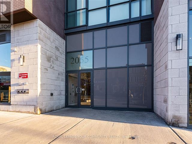 Carmelina Condos - 811 2055 Danforth Avenue - photo 2