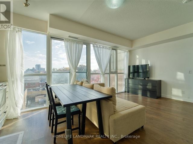 Carmelina Condos - 509 2055 Danforth Avenue - photo 3