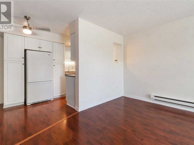 2055 Suffolk AVE - 210 2055 Suffolk Avenue - photo 2