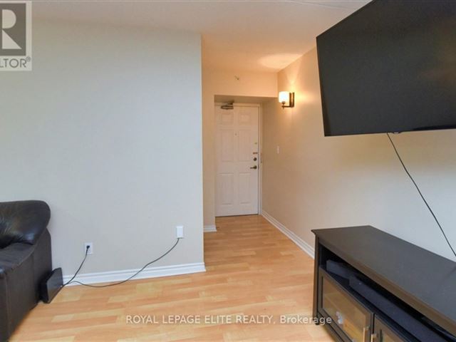 Orchard Uptown Condo - 301 2055 Appleby Line - photo 3