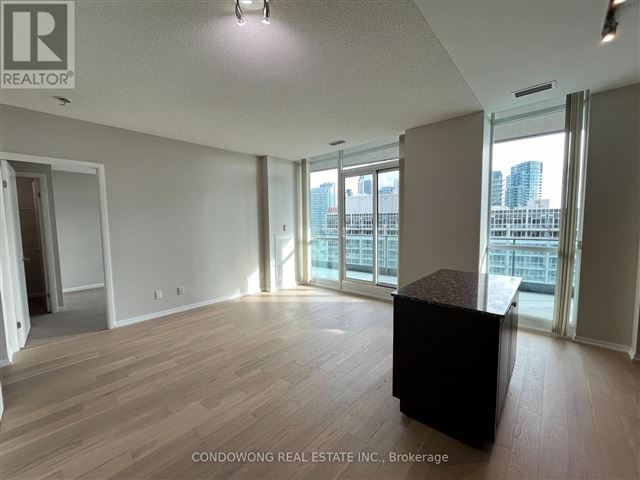 Neptune | Neptune 2 At Waterpark City - 1669 215 Fort York Boulevard - photo 1