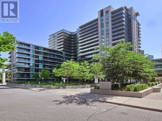 Neptune | Neptune 2 At Waterpark City - 757 215 Fort York Boulevard - photo 1