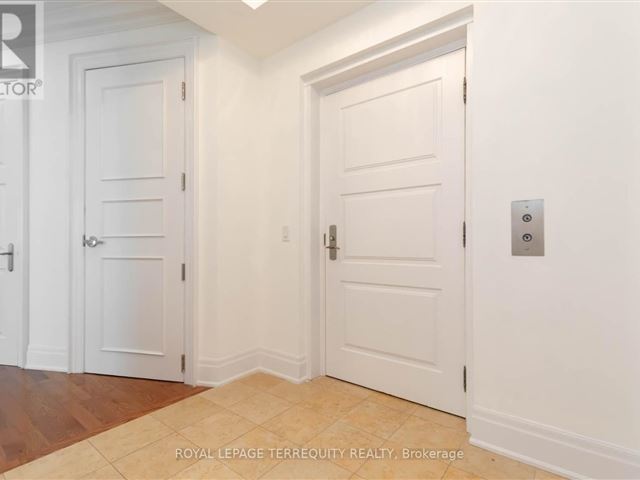 Waterford Towers - 519 2095 Lake Shore Boulevard West - photo 2