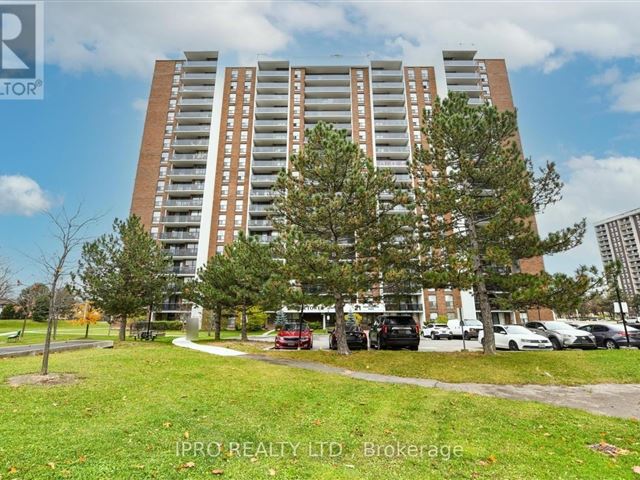 Fraser Towers - 705 21 Knightsbridge Road - photo 2