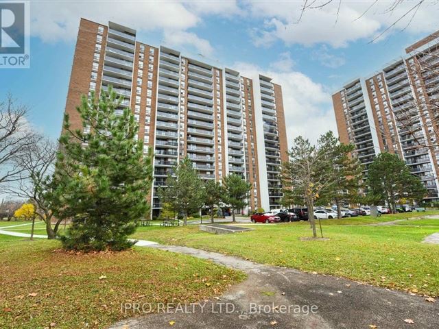 Fraser Towers - 705 21 Knightsbridge Road - photo 3