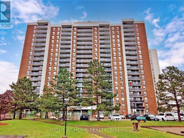 Fraser Towers - 1806 21 Knightsbridge Road - photo 1