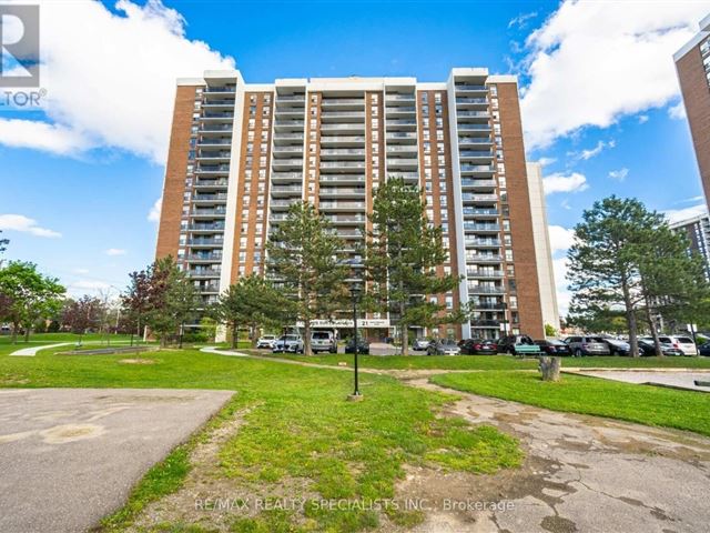 Fraser Towers - 1904 21 Knightsbridge Road - photo 1