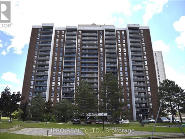 Fraser Towers - 1808 21 Knightsbridge Road - photo 1