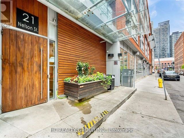 Boutique Condos -  21 Nelson Street - photo 3