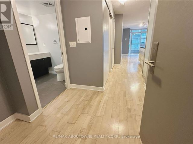 Boutique Condos - 423 21 Nelson Street - photo 3