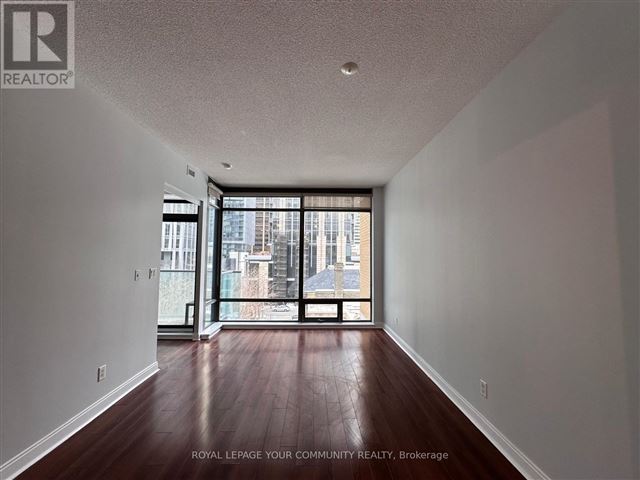 The Villas at 18 Yorkville - 404 21 Scollard Street - photo 2