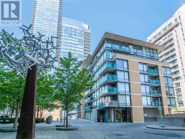 The Villas at 18 Yorkville - 101 21 Scollard Street - photo 1