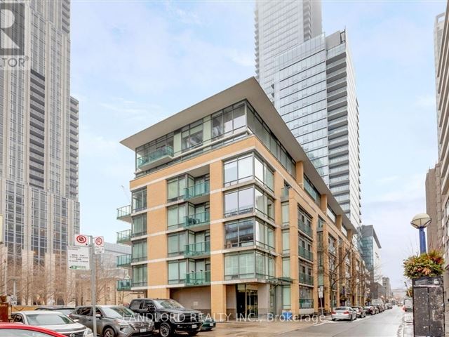 The Villas at 18 Yorkville - 209 21 Scollard Street - photo 1