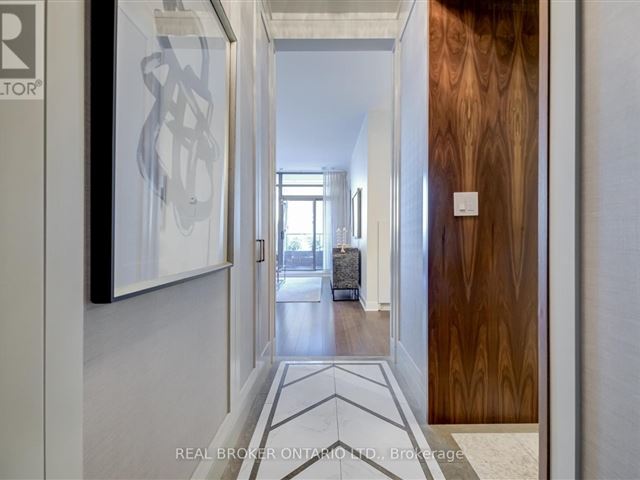 The Villas at 18 Yorkville - 104 21 Scollard Street - photo 3