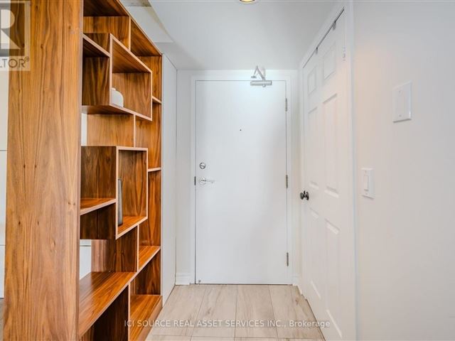 Leaside Mews - 316 211 Randolph Road - photo 3