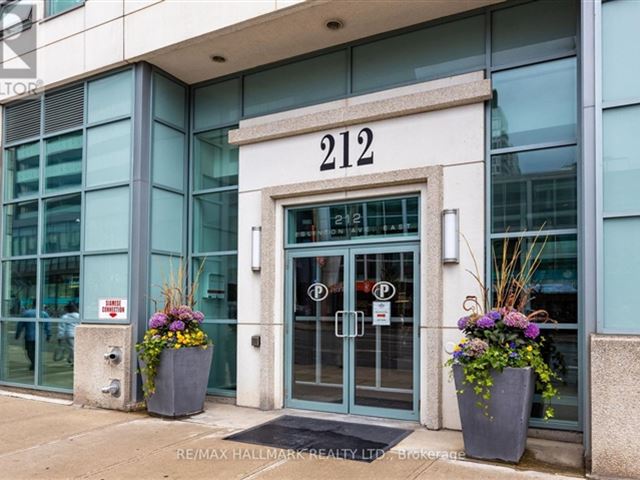 Panache - 804 212 Eglinton Avenue East - photo 3