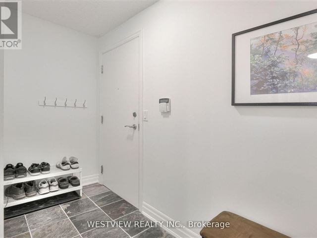 Voyager I at Waterview - 1005 2121 Lake Shore Boulevard West - photo 2