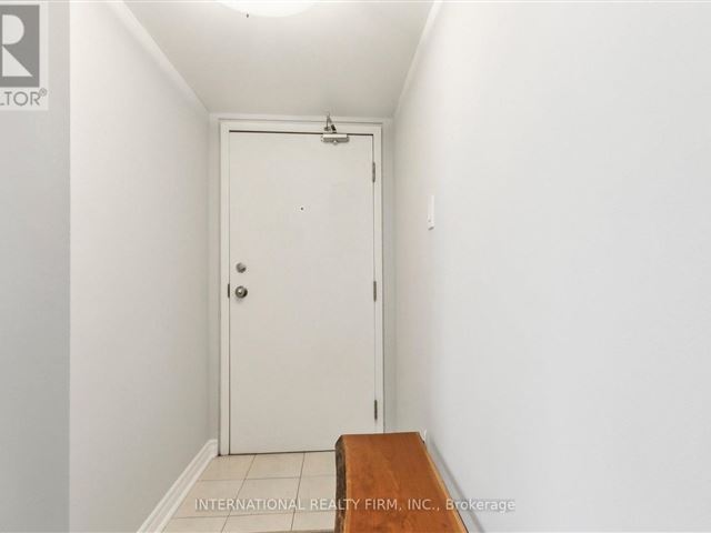 Upper Beaches Lofts - 107 214 Main Street - photo 2