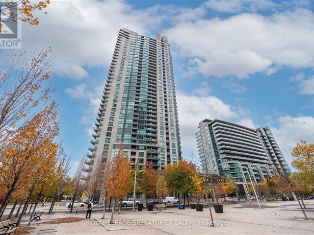 Neptune | Neptune 2 At Waterpark City - 301 215 Fort York Boulevard - photo 1