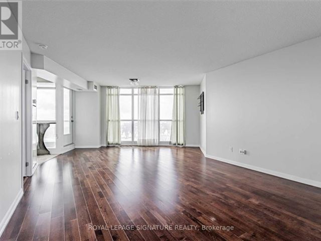 Neptune | Neptune 2 At Waterpark City - 1104 215 Fort York Boulevard - photo 2