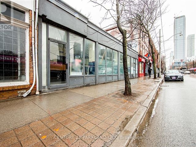 215 Queen St E -  215 Queen Street East - photo 2