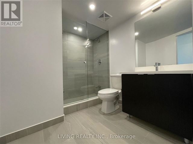 in.DE Condos - 902 219 Dundas Street East - photo 2