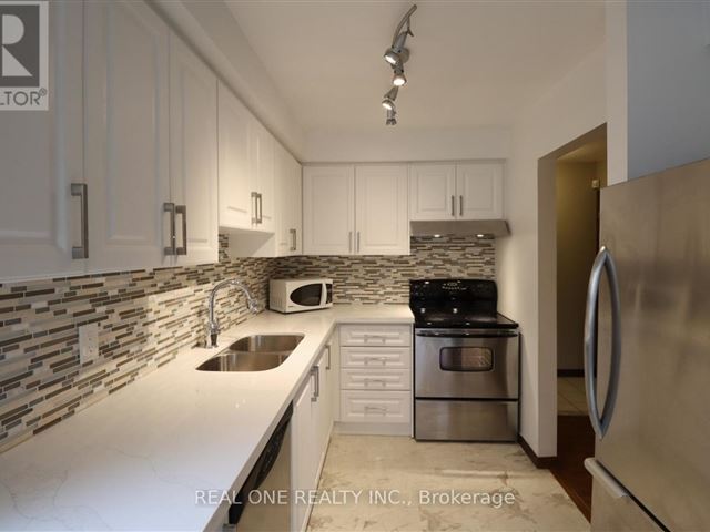 Eagle Ridge - 85 2199 Burnhamthorpe Road West - photo 3