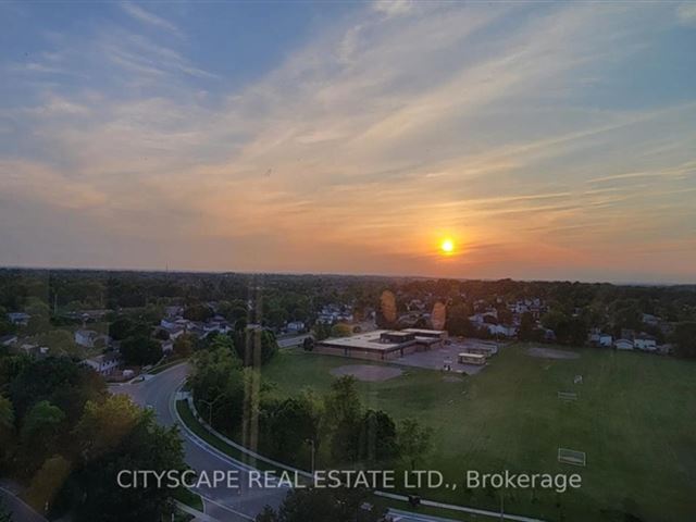 Bellair on the Park - 1505 22 Hanover Road - photo 1