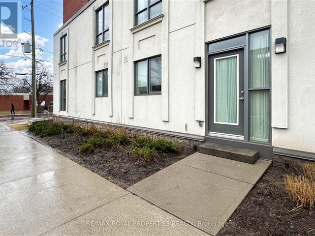 Haven on the Bluffs - 103 2229 Kingston Road - photo 2
