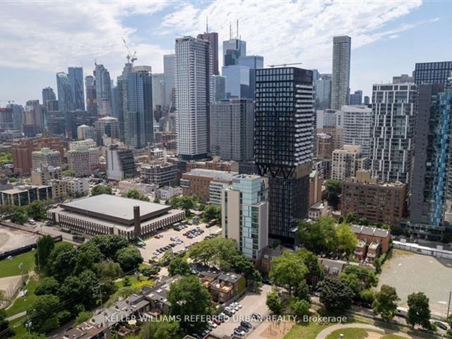 O2 Maisonettes on George - 301 102 Shuter Street - photo 2