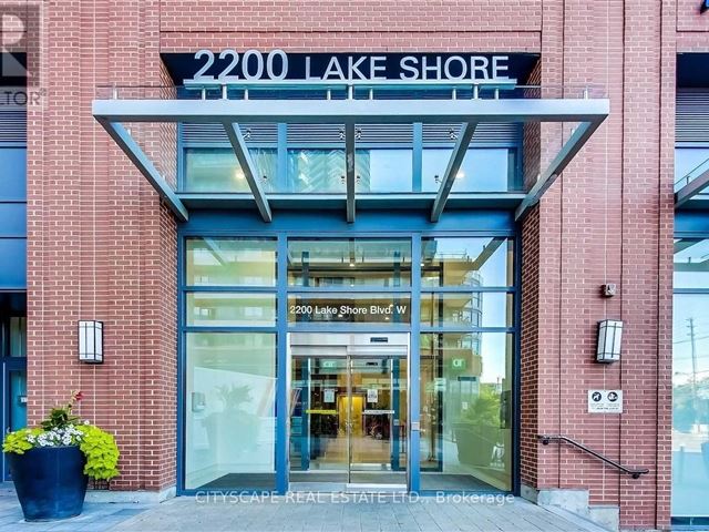 Westlake Phase 2 - 715 2200 Lake Shore Boulevard West - photo 1