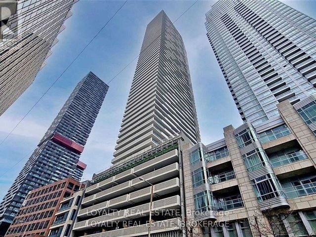 2221 Yonge Condos - 2104 2221 Yonge Street - photo 1