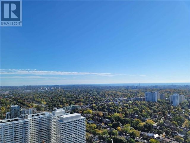 2221 Yonge Condos - 4203 2221 Yonge Street - photo 2