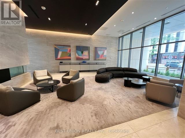 2221 Yonge Condos - 3004 2221 Yonge Street - photo 2