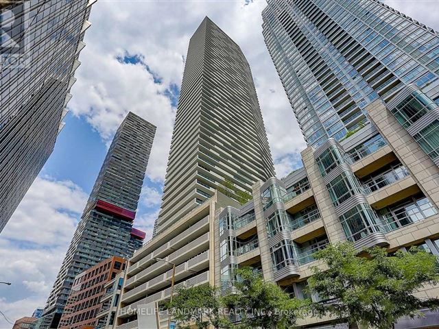 2221 Yonge Condos - 1904 2221 Yonge Street - photo 1