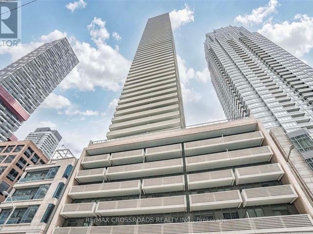 2221 Yonge Condos - 1404 2221 Yonge Street - photo 1