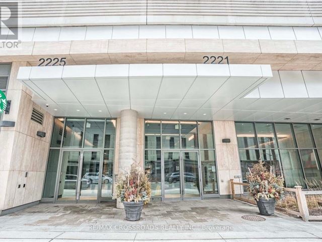 2221 Yonge Condos - 1404 2221 Yonge Street - photo 2