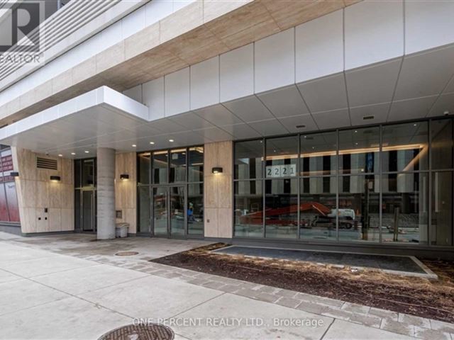 2221 Yonge Condos - 3711 2221 Yonge Street - photo 3