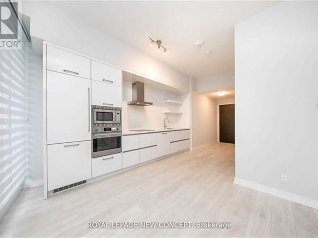 2221 Yonge Condos - 3006 2221 Yonge Street - photo 1