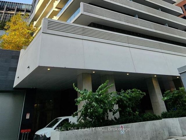 2221 Yonge Condos - 3002 2221 Yonge Street - photo 1