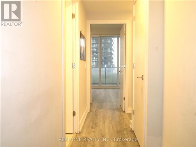 2221 Yonge Condos - 3002 2221 Yonge Street - photo 3