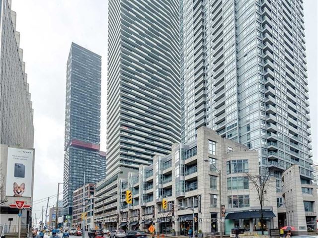 2221 Yonge Condos - 1511 2221 Yonge Street - photo 1