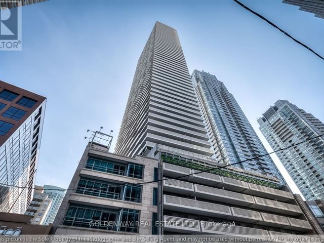 2221 Yonge Condos - 3005 2221 Yonge Street - photo 1