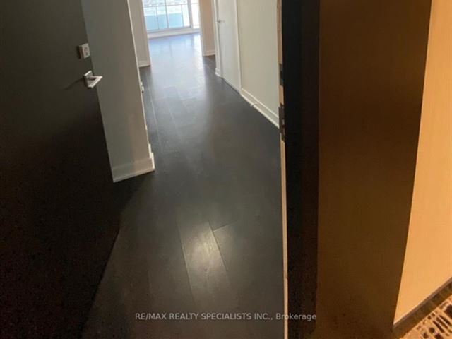 2221 Yonge Condos - 1511 2221 Yonge Street - photo 1