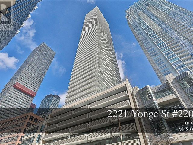 2221 Yonge Condos - 2203 2221 Yonge Street - photo 1