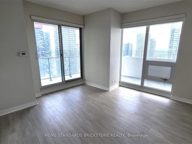 2221 Yonge Condos - 2602 2221 Yonge Street - photo 2