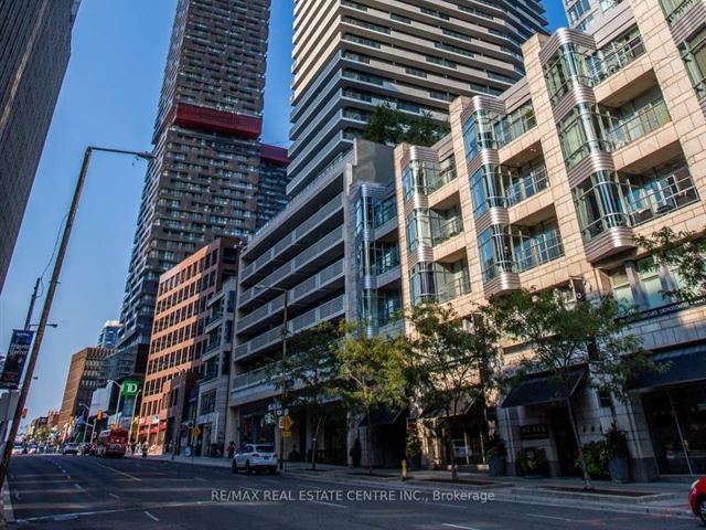 2221 Yonge Condos - 1910 2221 Yonge Street - photo 1