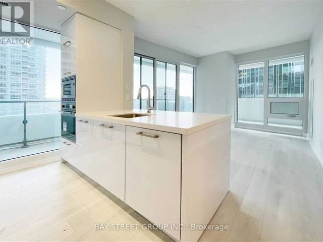 2221 Yonge Condos - 808 2221 Yonge Street - photo 1