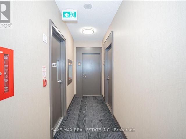 Beyond the Sea Star Tower - 4202 2230 Lake Shore Boulevard West - photo 3